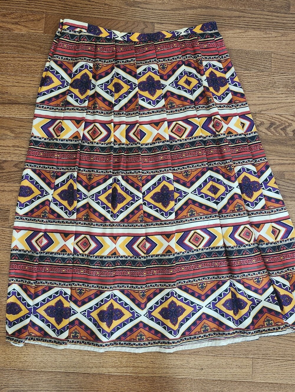 JAEGER Vintage Midi Skirt Colorful Red Geometric Print 100% Rayon Size 10